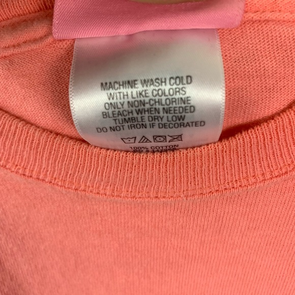 [SOLD]Simply Southern Seek Magic Everyday T Shirt - Picture 8 of 8